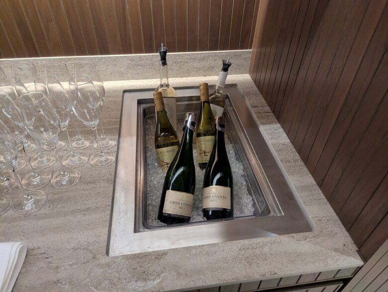 ヒルトン名古屋 ラウンジ 