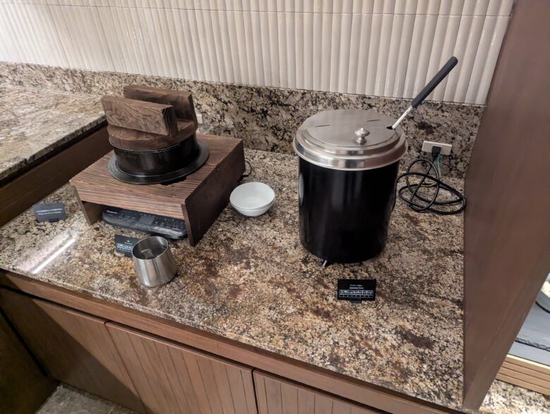 ヒルトン名古屋 ラウンジ 