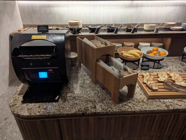 ヒルトン名古屋 ラウンジ 