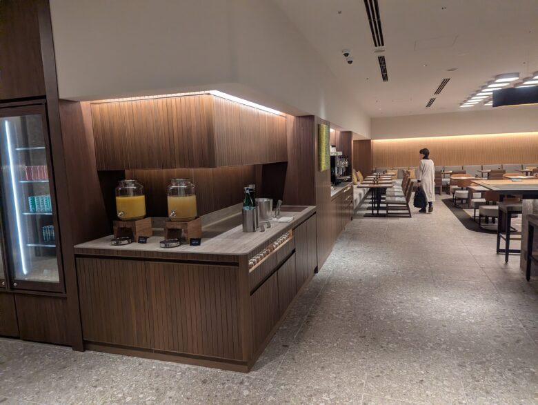 ヒルトン名古屋 ラウンジ 