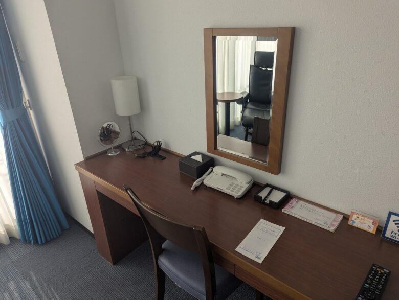 奄美山羊島ホテルの客室 デスク