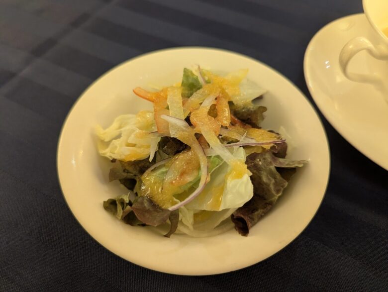 奄美山羊島ホテルの洋食ディナー