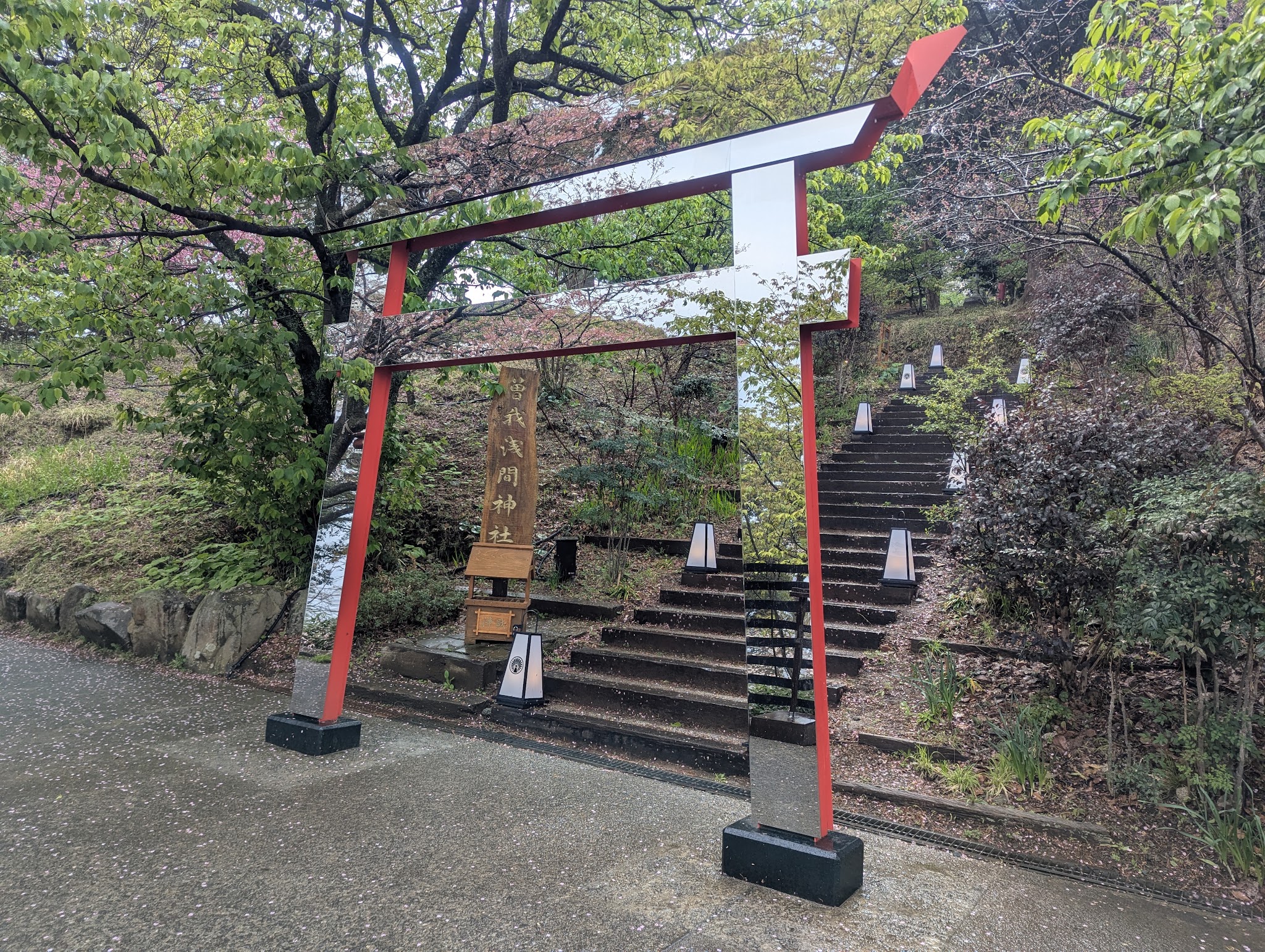 曽我浅間神社の鳥居