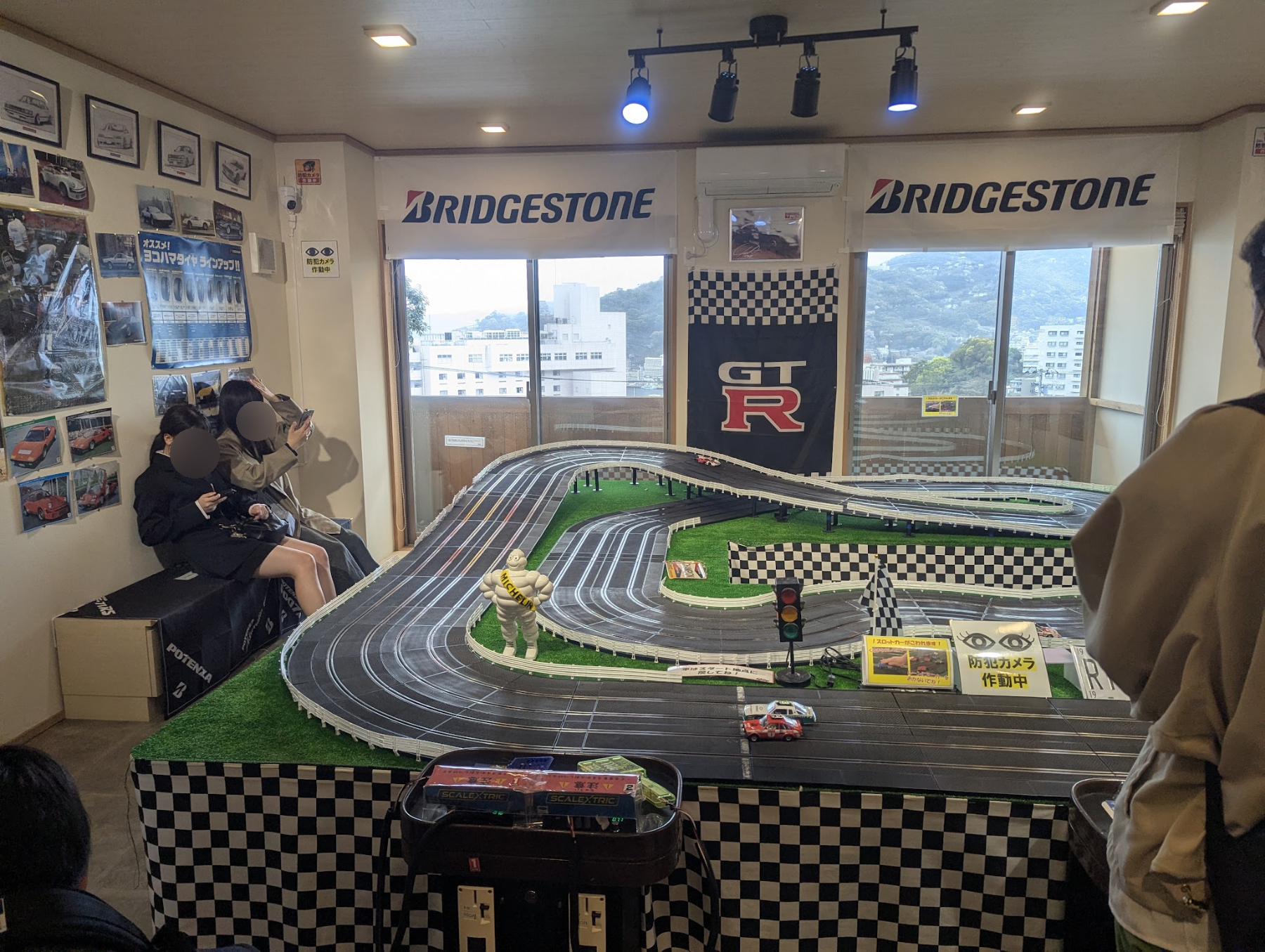 熱海サーキットのスロットカーコース